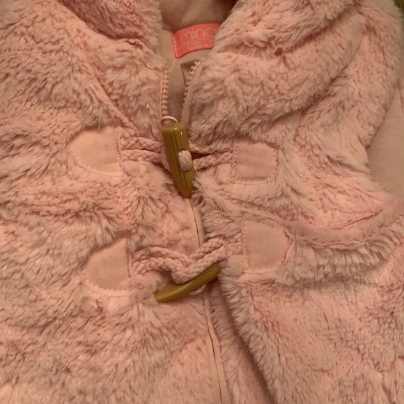 Pink hooded vest - Picture 2 of 2